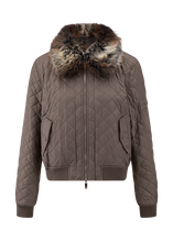 Load image into Gallery viewer, Riani Quilted Jacket with Faux Fur Collar
