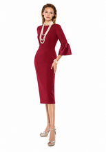 Load image into Gallery viewer, Teresa Ripoll 7017 Midi in Berry
