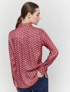 iBlue Fate Slinky Shirt in Red Heart Print