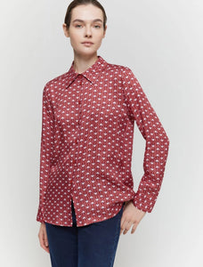 iBlue Fate Slinky Shirt in Red Heart Print