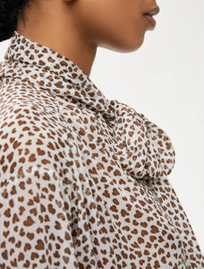 iBlue Gabriel Blouse in Cream Hearts