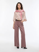 Load image into Gallery viewer, iBlues Secolo Blouse in Pink Tiger Print
