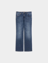 Load image into Gallery viewer, iBlue Marylinpowe Bootcut Jeans in Blue
