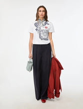 Load image into Gallery viewer, iBlue Pagina Printed T-Shirt in White

