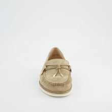 Load image into Gallery viewer, Paul Green 1202 Loafers in Beige
