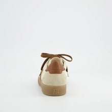 Load image into Gallery viewer, Paul Green 5437 Trainers in Beige
