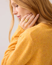 Load image into Gallery viewer, Summum Cardigan with Detailed Buttons
