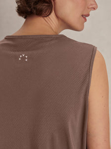 Varley Nolan Seamless Longline Tank in Coffee Quartz