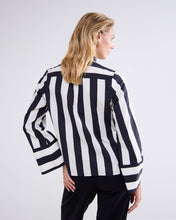 Load image into Gallery viewer, Summum Black &amp; White Blouse
