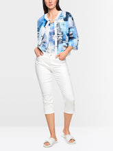 Load image into Gallery viewer, MarcCain Silea Capri Jeans in White
