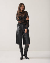 Load image into Gallery viewer, Summum Black Boxy Mesh Top
