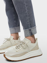 Load image into Gallery viewer, MarcCain SILEA slim fit jeans in platinum grey

