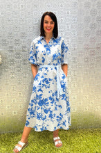 Load image into Gallery viewer, iBlue&#39;s Catena Dress
