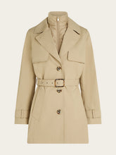 Load image into Gallery viewer, Beaumont Chelsea Trenchcoat in Soft Camel
