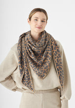 Load image into Gallery viewer, Codello Exotic Wildcat Motifs in Brown
