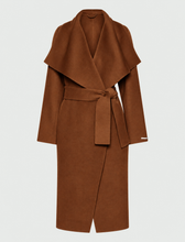 Load image into Gallery viewer, Marella Tenenge Coat in cinamon
