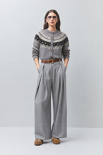 Load image into Gallery viewer, Suncoo Gamori Gilet in Gris Chine
