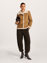 Load image into Gallery viewer, Beaumont Chayeen Reversible Jacket in Tobacco

