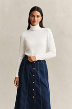 Load image into Gallery viewer, Gant Slim Ribbed Turtleneck in Eggshell
