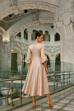 Load image into Gallery viewer, Fely Campo Midi Dress with Puff Sleeves
