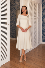 Load image into Gallery viewer, Carmen Melero 9109 in Cream
