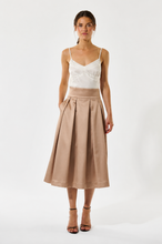 Load image into Gallery viewer, Dea Kudibal AlbisDEA NS Skirt with pleats in Russet
