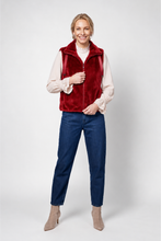 Load image into Gallery viewer, Monari Faux Fur Vest
