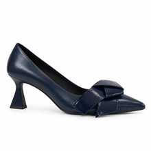 Load image into Gallery viewer, Lodi KAL Court Shoe in Navy
