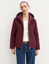 Load image into Gallery viewer, Emme Sorriso Quilted Jacket in Burgundy

