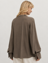 Load image into Gallery viewer, Emme Aggravi Blouse in Dark Brown
