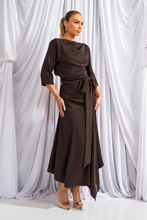 Load image into Gallery viewer, Kevan Jon Dotty Drape 3\4 Sleeve
