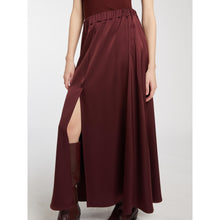 Load image into Gallery viewer, Marella Belluno Skirt in Bordeaux
