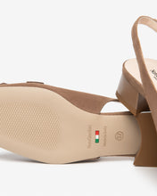 Load image into Gallery viewer, NeroGiardini E615501D in Tan
