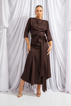 Load image into Gallery viewer, Kevan Jon Dotty Drape 3\4 Sleeve
