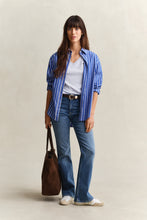 Load image into Gallery viewer, Gant Shiled V-Neck T-Shirt in Light Blue
