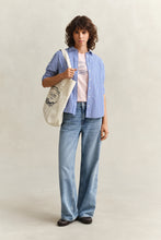 Load image into Gallery viewer, Gant Graphic Print T-Shirt in Apricot Pink

