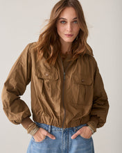 Load image into Gallery viewer, Summum Taffeta Bomber Jacket
