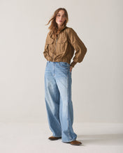 Load image into Gallery viewer, Summum Taffeta Bomber Jacket
