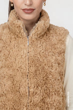 Load image into Gallery viewer, Monari Faux Fur Gilet
