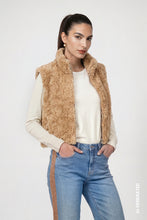 Load image into Gallery viewer, Monari Faux Fur Gilet

