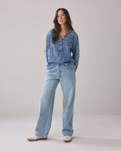 Load image into Gallery viewer, Summum Denim Shirt

