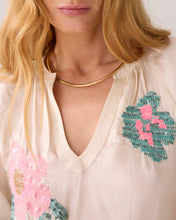 Load image into Gallery viewer, Summum Cream Top with Colour Sequins
