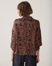 Load image into Gallery viewer, Summum Jaquard blouse
