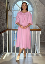 Load image into Gallery viewer, Carmen Melero 9815
