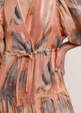 Load image into Gallery viewer, Summum long shimmer dress
