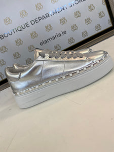 Kennel & Schmenger Nappa Silver Trainers