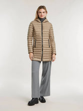 Load image into Gallery viewer, Reset Kyoto Jacket in Light Sand
