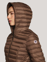 Load image into Gallery viewer, Reset Kyoto Padded Jacket in Chestnut
