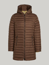 Load image into Gallery viewer, Reset Kyoto Padded Jacket in Chestnut
