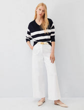 Load image into Gallery viewer, Marella Lava Jeans in White
